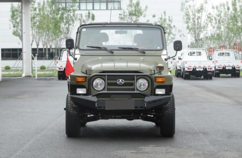 北京212吉普车2022款报价及图片