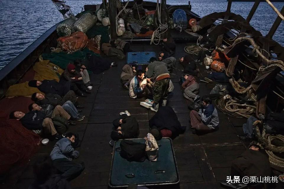 鲁荣渔2682号惨案改编电影，《海雾》韩国人真敢拍，看完久久不能平静