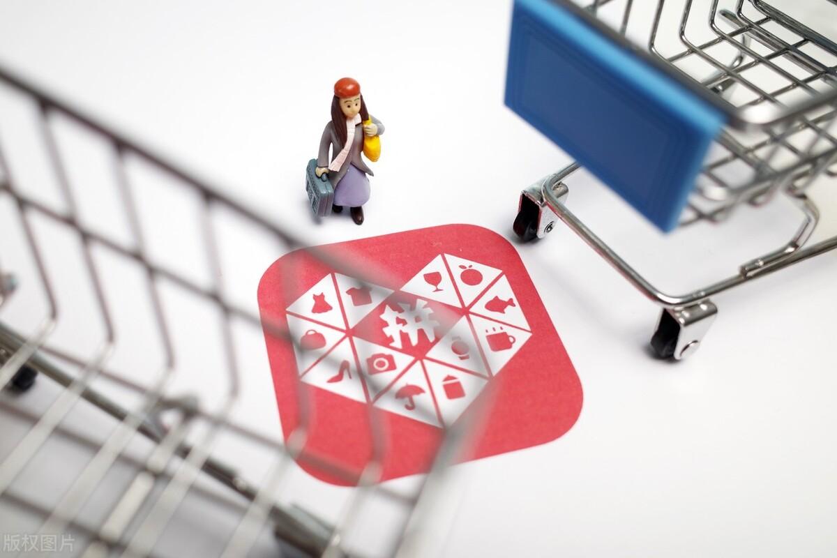 拼多多老板身价多少亿(身价4500亿超越马云,功成名就却又激流勇退)