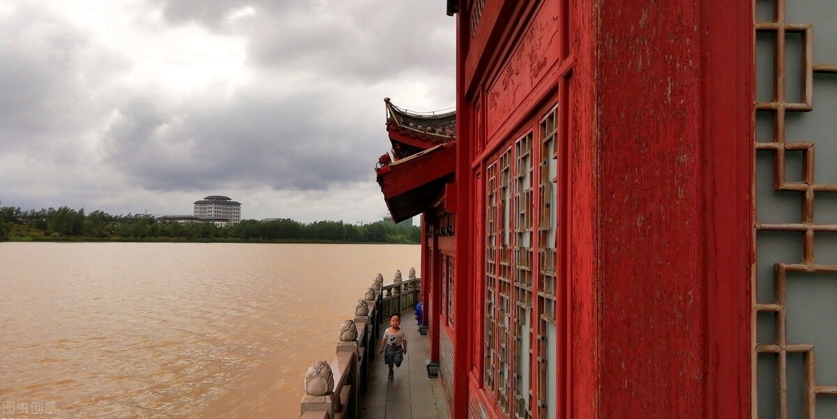 离婚起诉状标准范本(离婚起诉书模板免费)