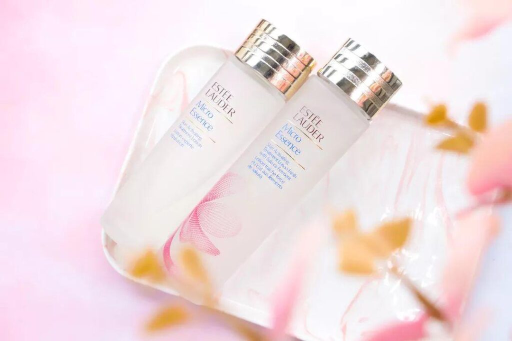 雅诗兰黛樱花微精华露功效（樱花微精华的适用肤质）